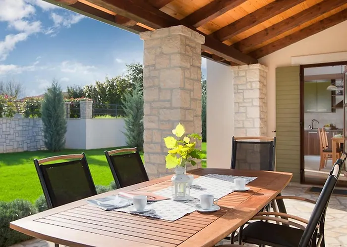 Dom wakacyjny Nikola Veligolji